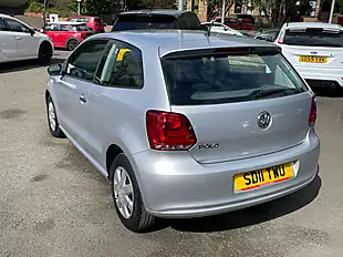 Used 2011 Volkswagen Polo S Silver - Interior and Exterior details 8