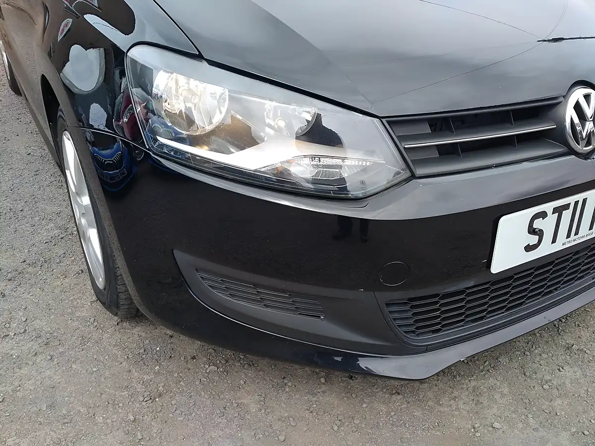 Used 2011 Volkswagen Polo Se Black - Interior and Exterior details 11