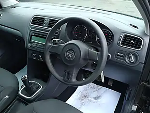 Used 2011 Volkswagen Polo Se Black - Interior and Exterior details 13