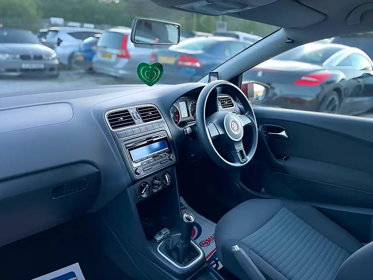 Used 2011 Volkswagen Polo Se Euro 5 3dr Orange - Interior and Exterior details 15