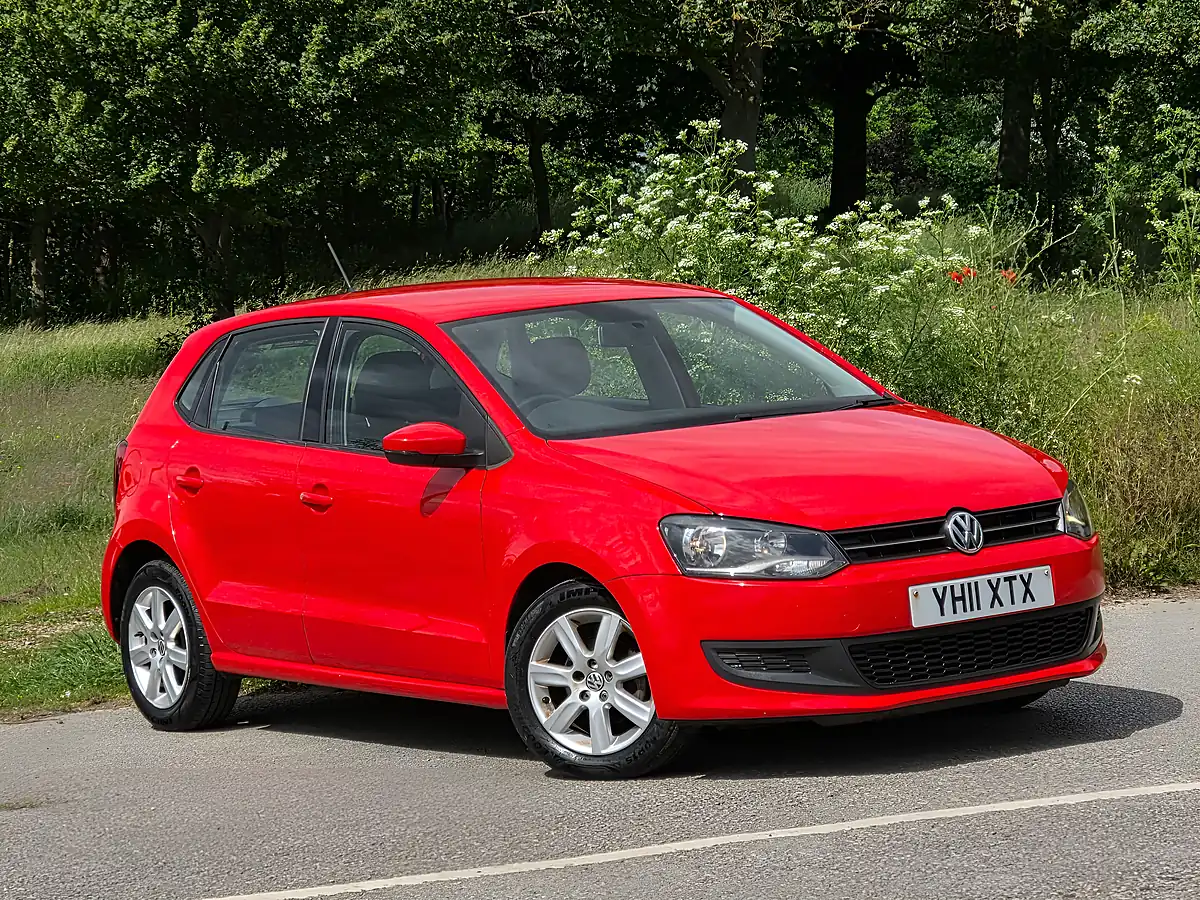 Used 2011 Volkswagen Polo Se Red - Front View