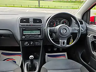 Used 2011 Volkswagen Polo Se Red - Interior and Exterior details 12