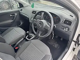 Used 2011 Volkswagen Polo Se White - Interior and Exterior details 13