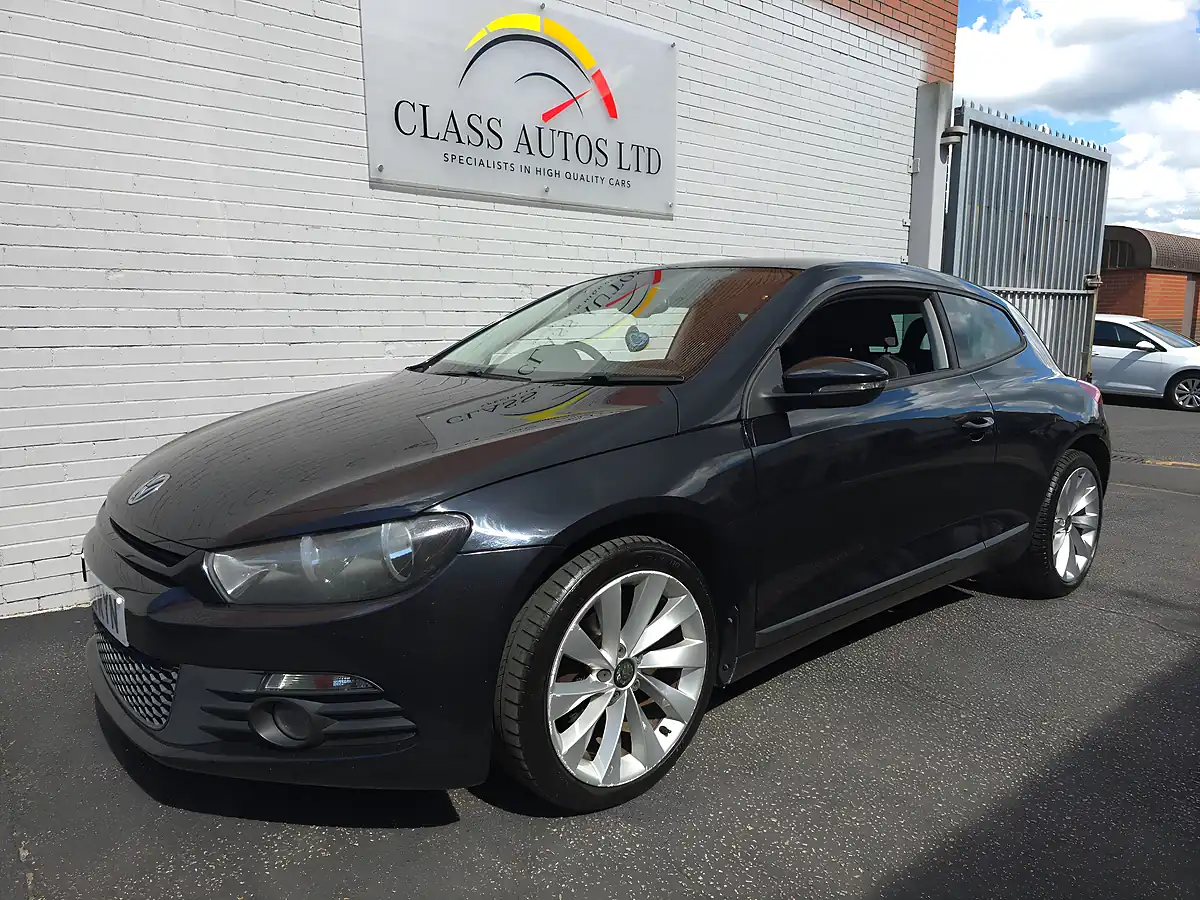 Used 2011 Volkswagen Scirocco Bluemotion Tech GT Black - Interior and Exterior details 7