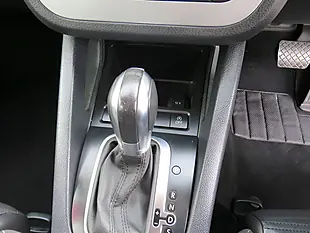 Used 2011 Volkswagen Scirocco Bluemotion Tech White - Interior and Exterior details 11