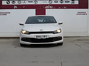 Used 2011 Volkswagen Scirocco Bluemotion Tech White - Interior and Exterior details 18