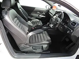 Used 2011 Volkswagen Scirocco Bluemotion Tech White - Interior and Exterior details 6