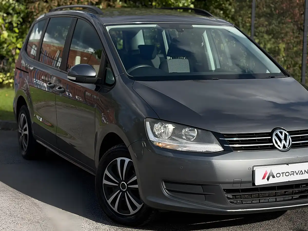 Used 2011 Volkswagen Sharan Bluemotion Tech S Grey - Interior and Exterior details 6