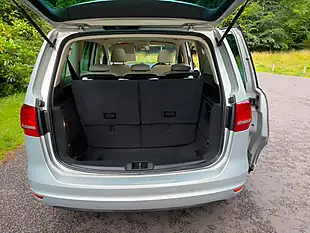Used 2011 Volkswagen Sharan Sel Silver - Interior and Exterior details 9