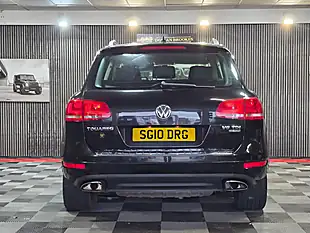 Used 2011 Volkswagen Touareg Se Black - Interior and Exterior details 4
