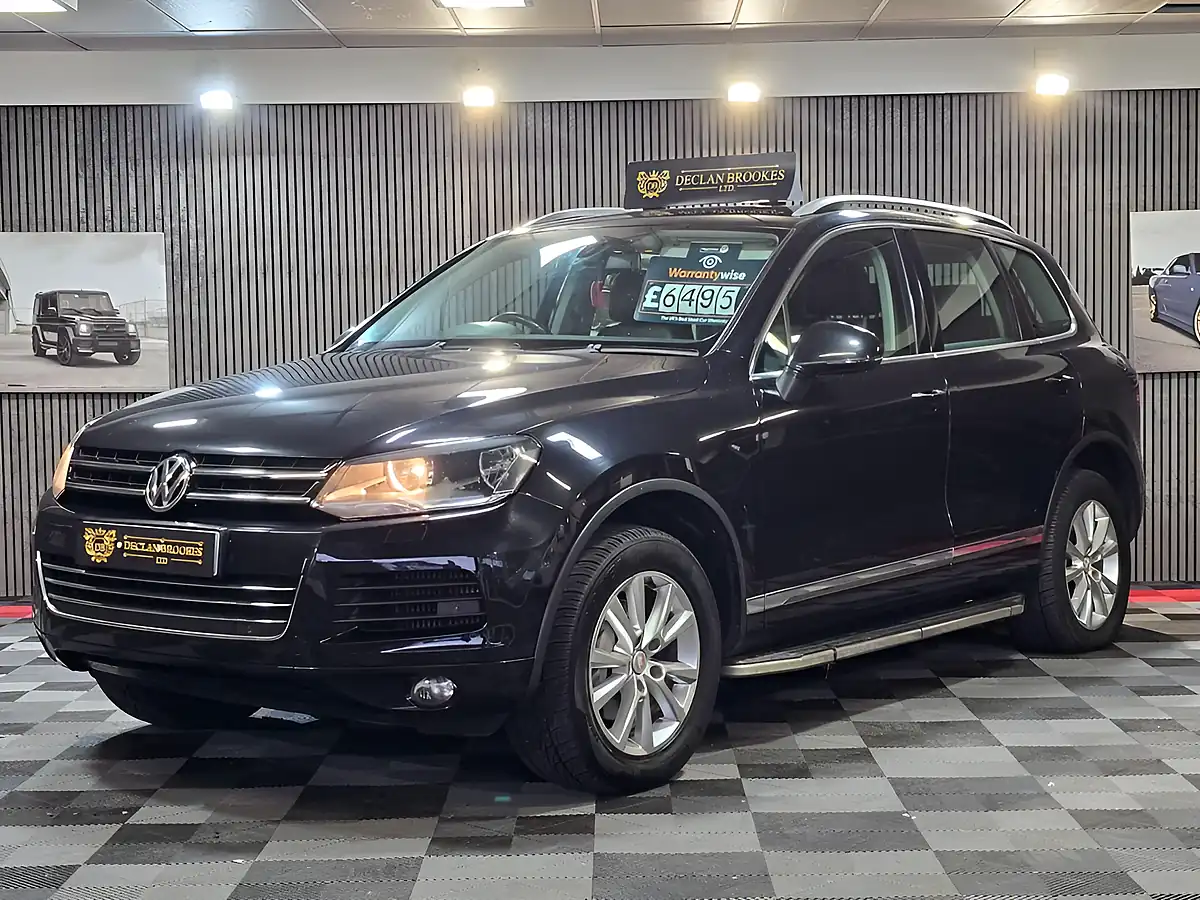 Used 2011 Volkswagen Touareg Se Black - Interior and Exterior details 7