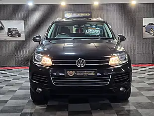 Used 2011 Volkswagen Touareg Se Black - Interior and Exterior details 8