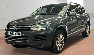Used 2011 Volkswagen Touareg Se Grey - Interior and Exterior details 4