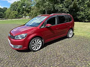 Used 2011 Volkswagen Touran Se Red - Interior and Exterior details 3