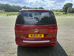 Used 2011 Volkswagen Touran Se Red - Interior and Exterior details 5