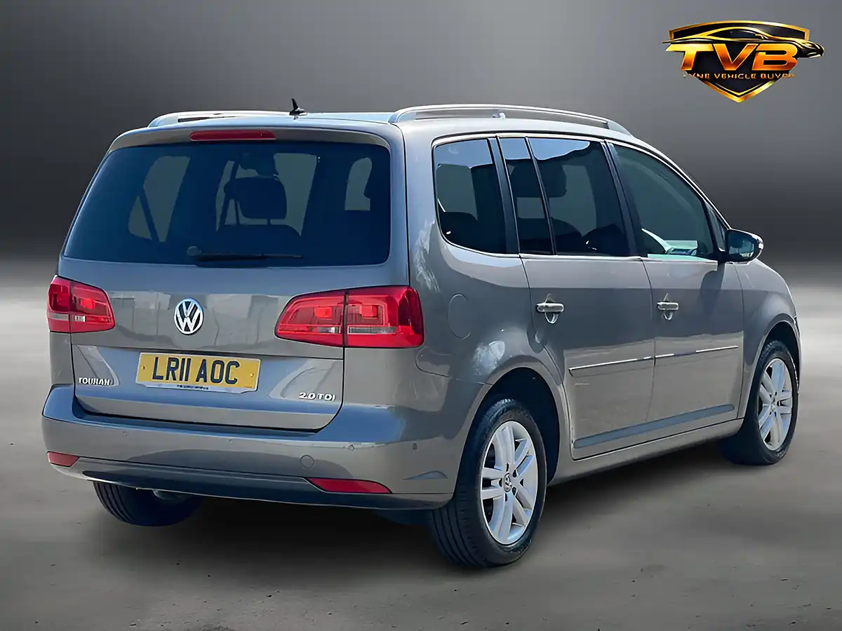 Used 2011 Volkswagen Touran Se Slate Grey - Interior and Exterior details 8