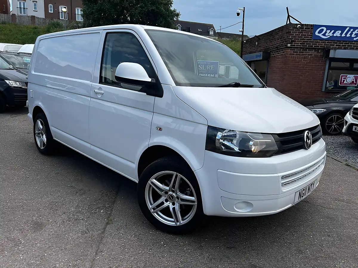 Used 2011 Volkswagen Transporter T26 L1 H1 White - Interior and Exterior details 2