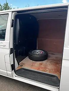 Used 2011 Volkswagen Transporter T26 L1 H1 White - Interior and Exterior details 20