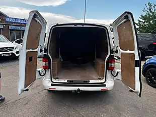 Used 2011 Volkswagen Transporter T26 L1 H1 White - Interior and Exterior details 9