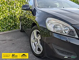 Used 2011 Volvo V60 Se Black - Interior and Exterior details 3