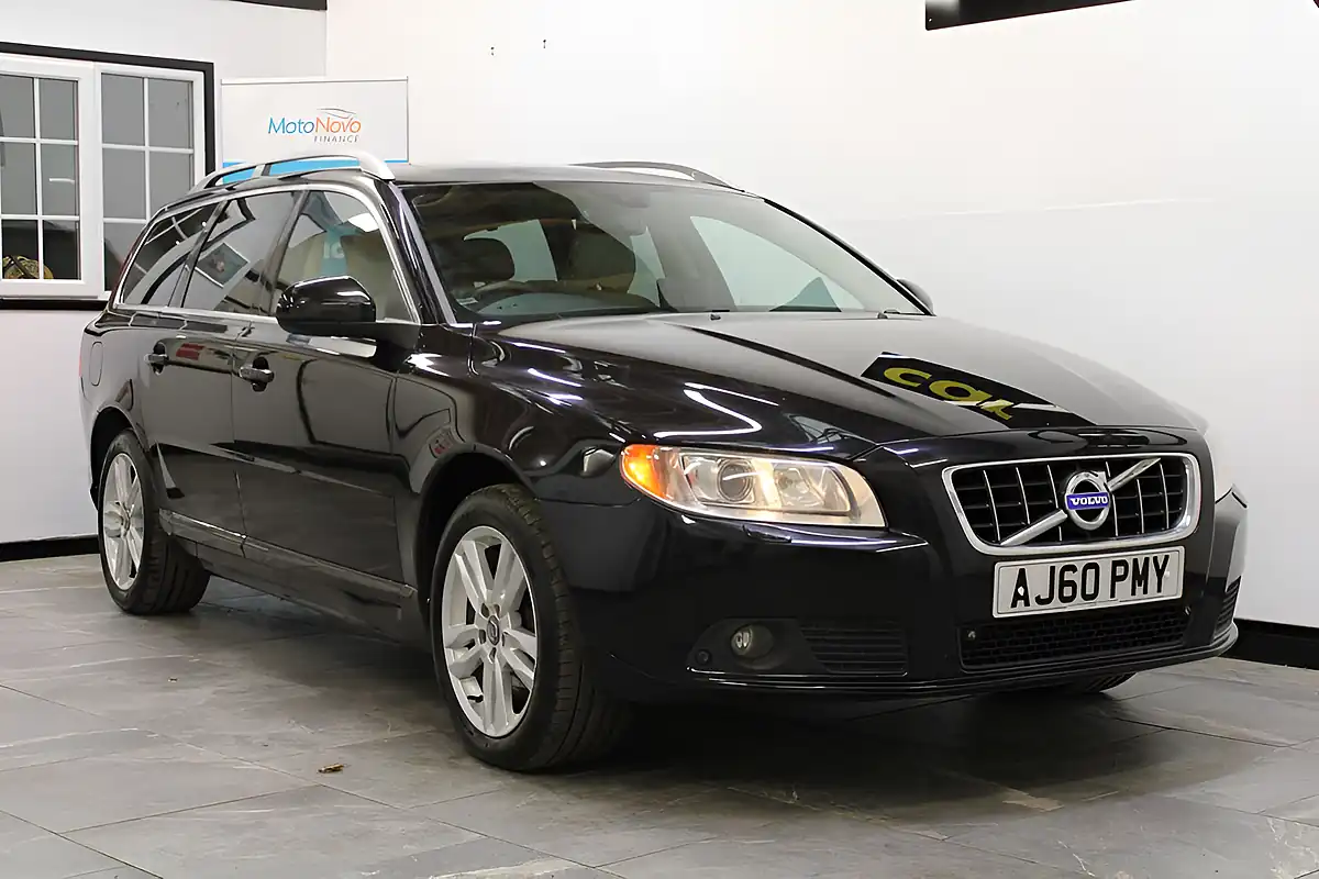 Used 2011 Volvo V70 Se Lux Black - Interior and Exterior details 5
