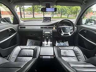 Used 2011 Volvo V70 Se Lux White - Interior and Exterior details 16