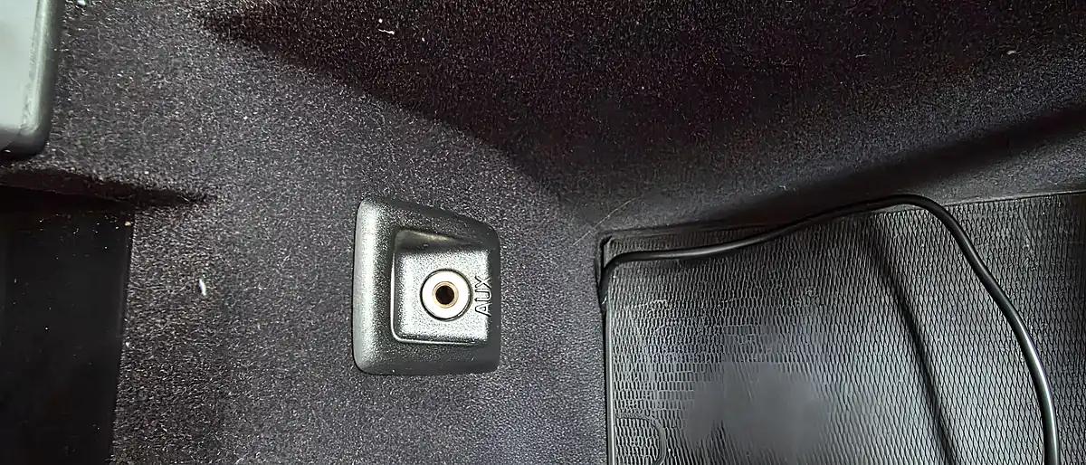 Used 2011 Volvo V70 Se Polestar Edition Black - Interior and Exterior details 8