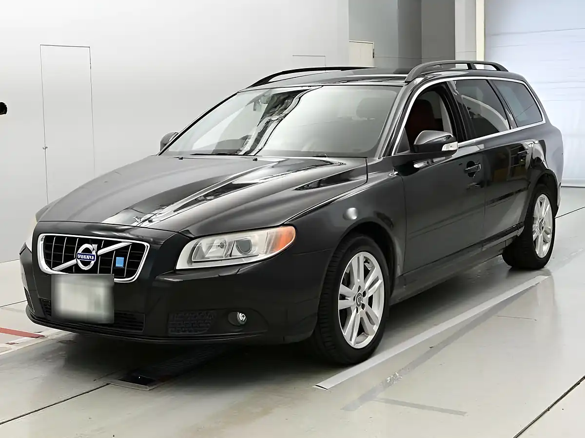 Used 2011 Volvo V70 Se Polestar Edition Tan Leather Black - Front View