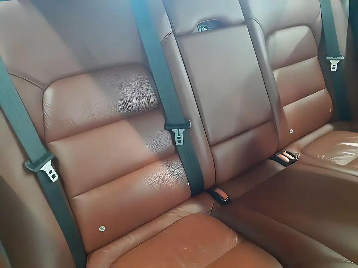 Used 2011 Volvo V70 Se Polestar Edition Tan Leather Black - Interior and Exterior details 5