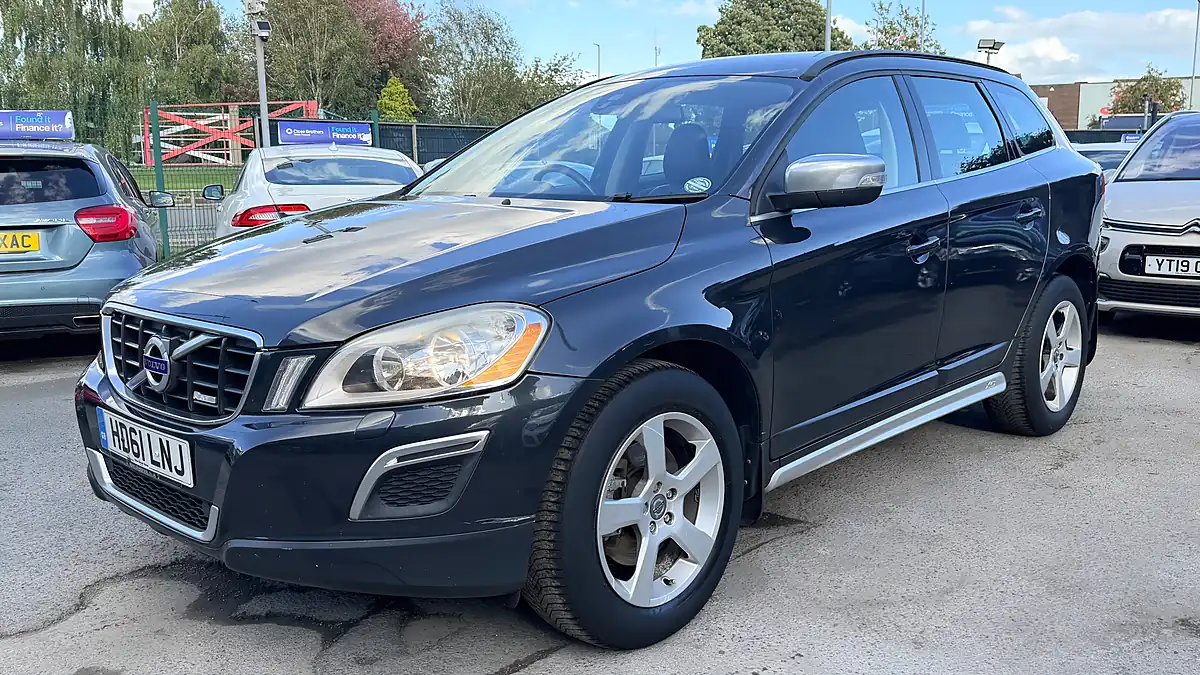 Used 2011 Volvo XC60 R-Design Grey - Interior and Exterior details 7