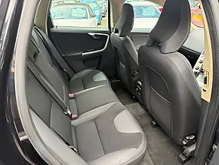 Used 2011 Volvo XC60 Se Black - Interior and Exterior details 11