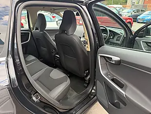 Used 2011 Volvo XC60 Se Black - Interior and Exterior details 17