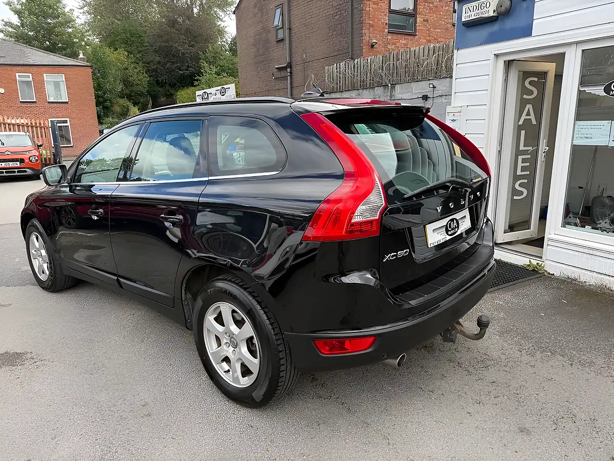 Used 2011 Volvo XC60 Se Black - Interior and Exterior details 5