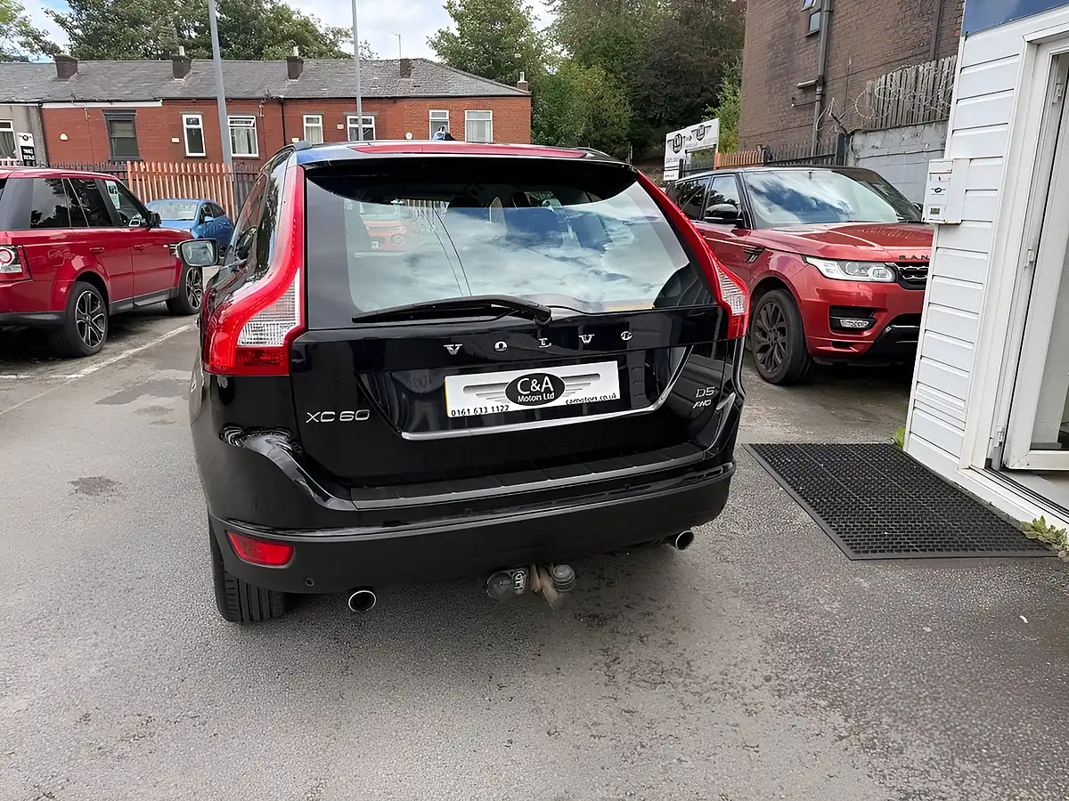 Used 2011 Volvo XC60 Se Black - Interior and Exterior details 6