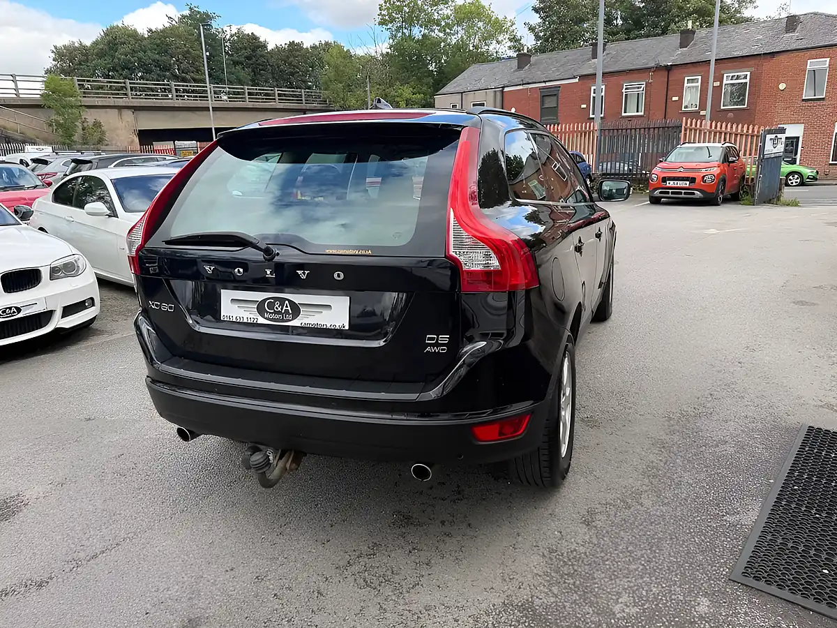 Used 2011 Volvo XC60 Se Black - Interior and Exterior details 7