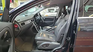 Used 2011 Volvo XC70 Se Black - Interior and Exterior details 11