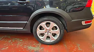 Used 2011 Volvo XC70 Se Black - Interior and Exterior details 19