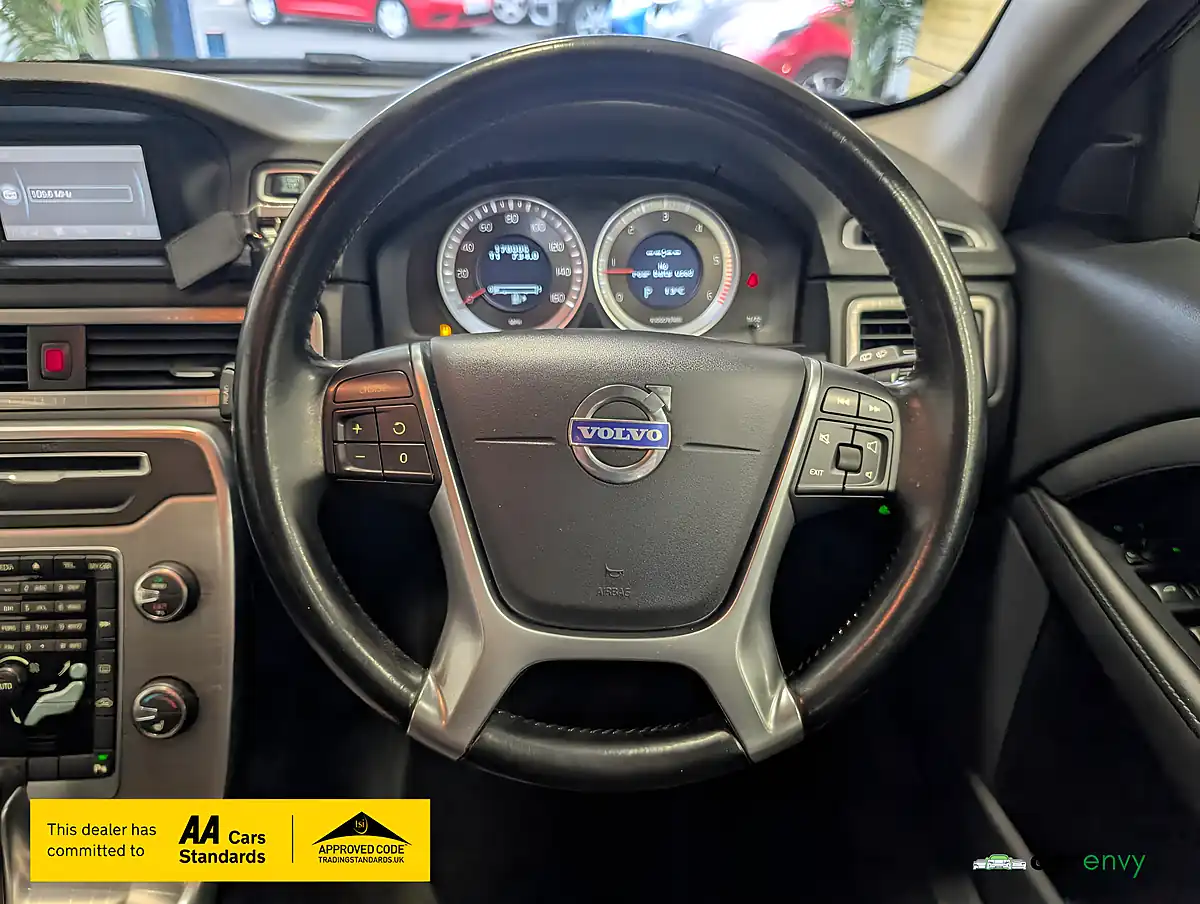 Used 2011 Volvo XC70 Se Caspian Blue - Interior and Exterior details 14