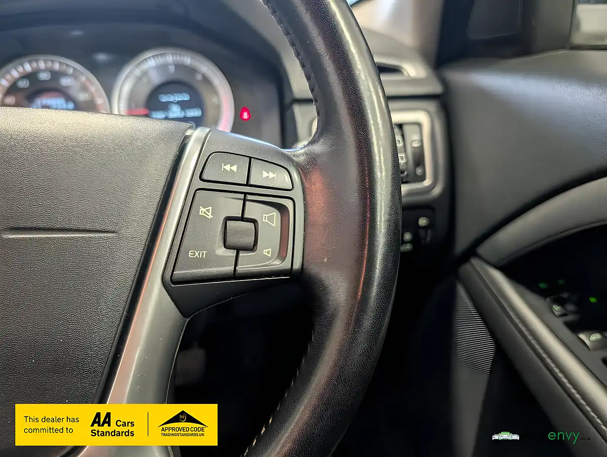 Used 2011 Volvo XC70 Se Caspian Blue - Interior and Exterior details 16