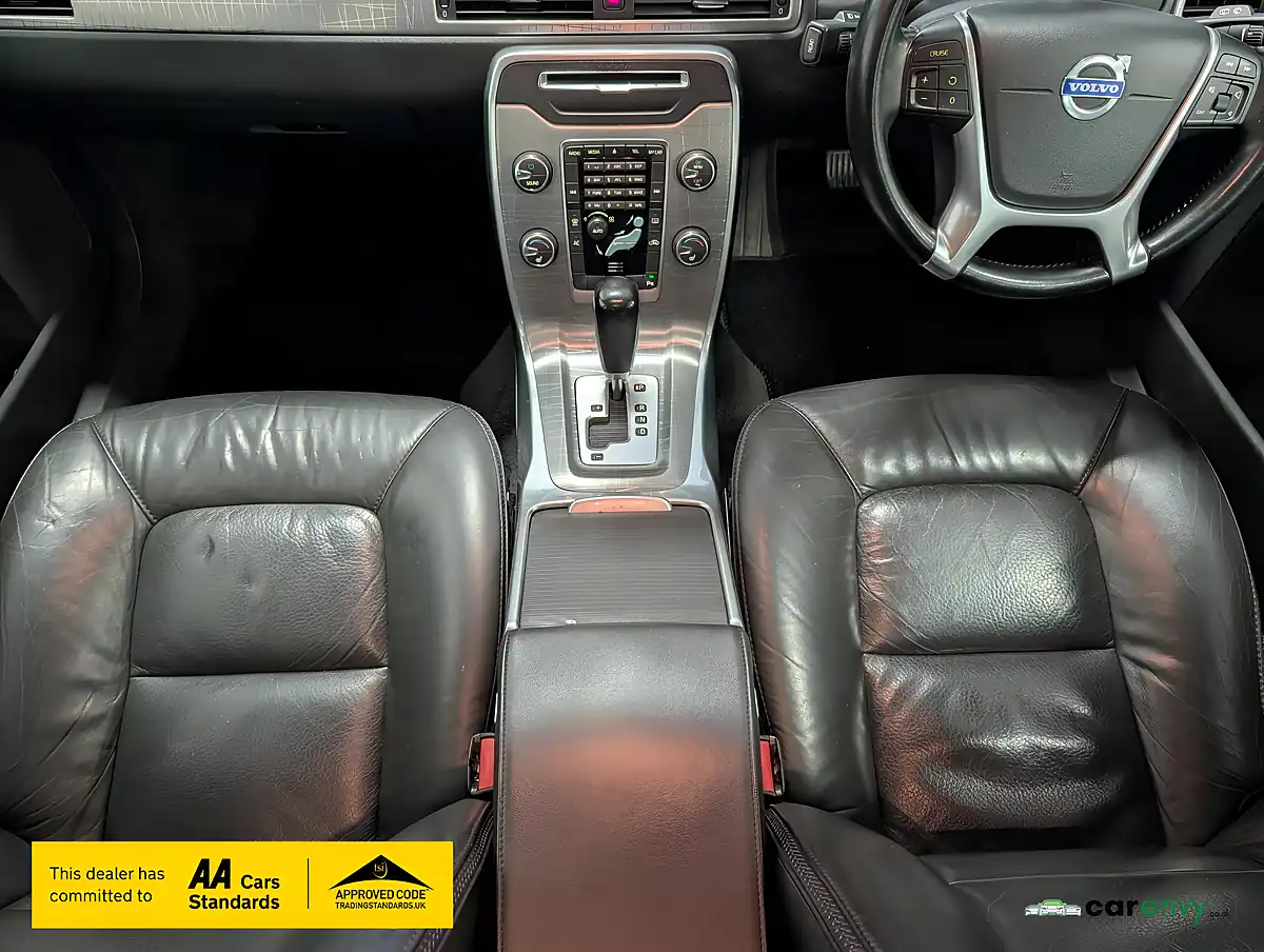 Used 2011 Volvo XC70 Se Caspian Blue - Interior and Exterior details 19