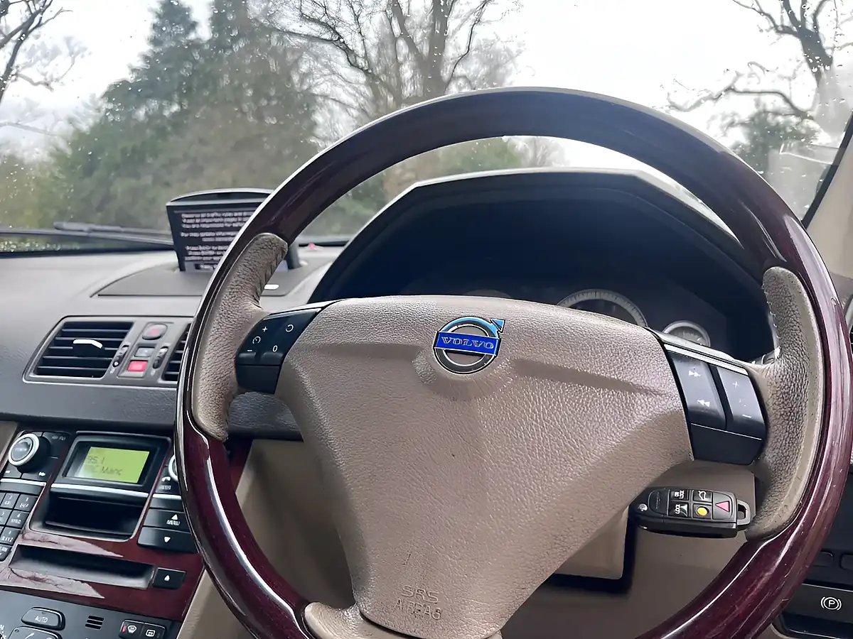 Used 2011 Volvo XC90 Executive Black - Interior and Exterior details 13
