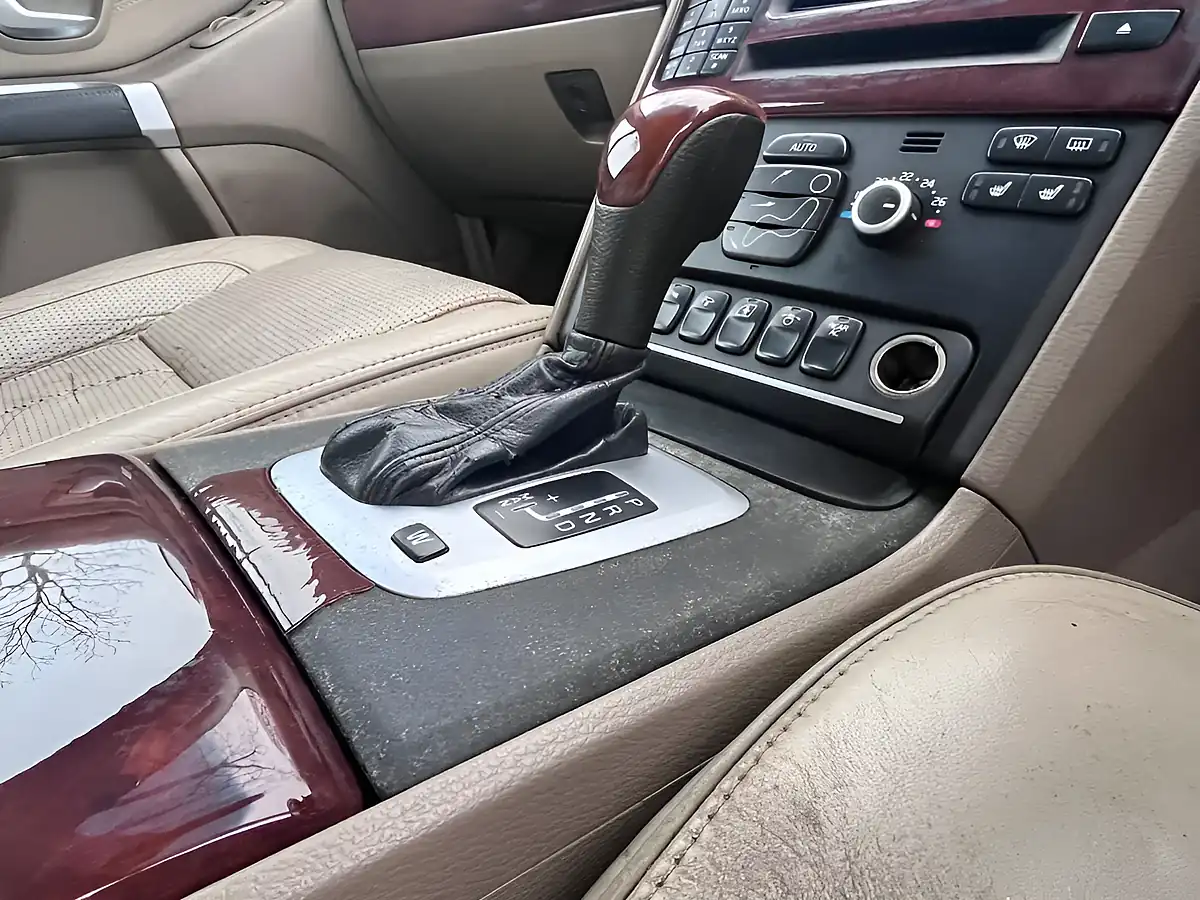 Used 2011 Volvo XC90 Executive Black - Interior and Exterior details 15