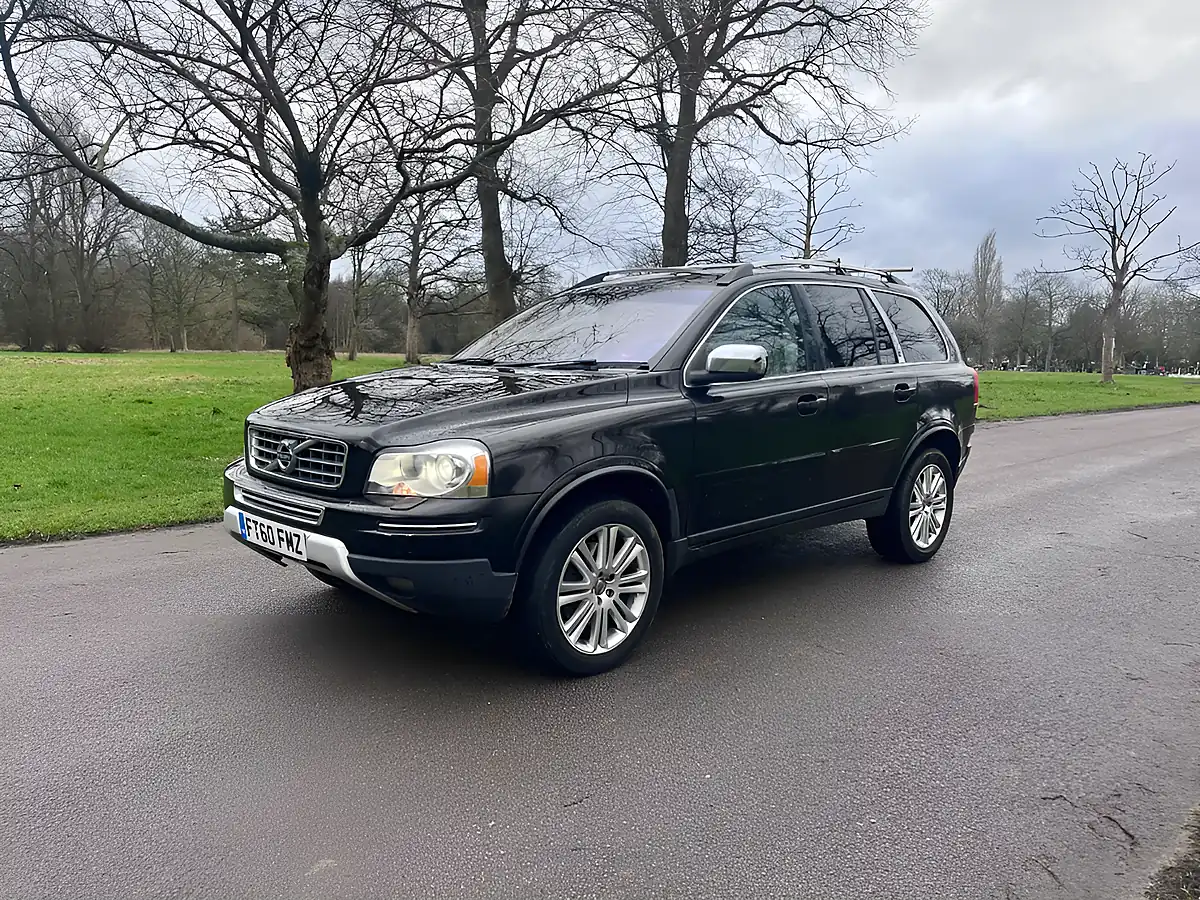 Used 2011 Volvo XC90 Executive Black - Interior and Exterior details 3
