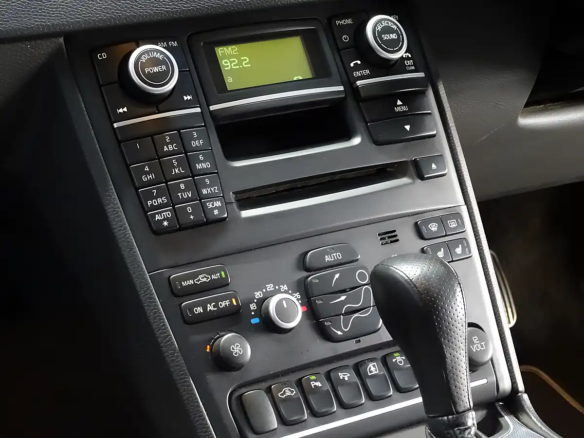 Used 2011 Volvo XC90 R-Design Black - Interior and Exterior details 17