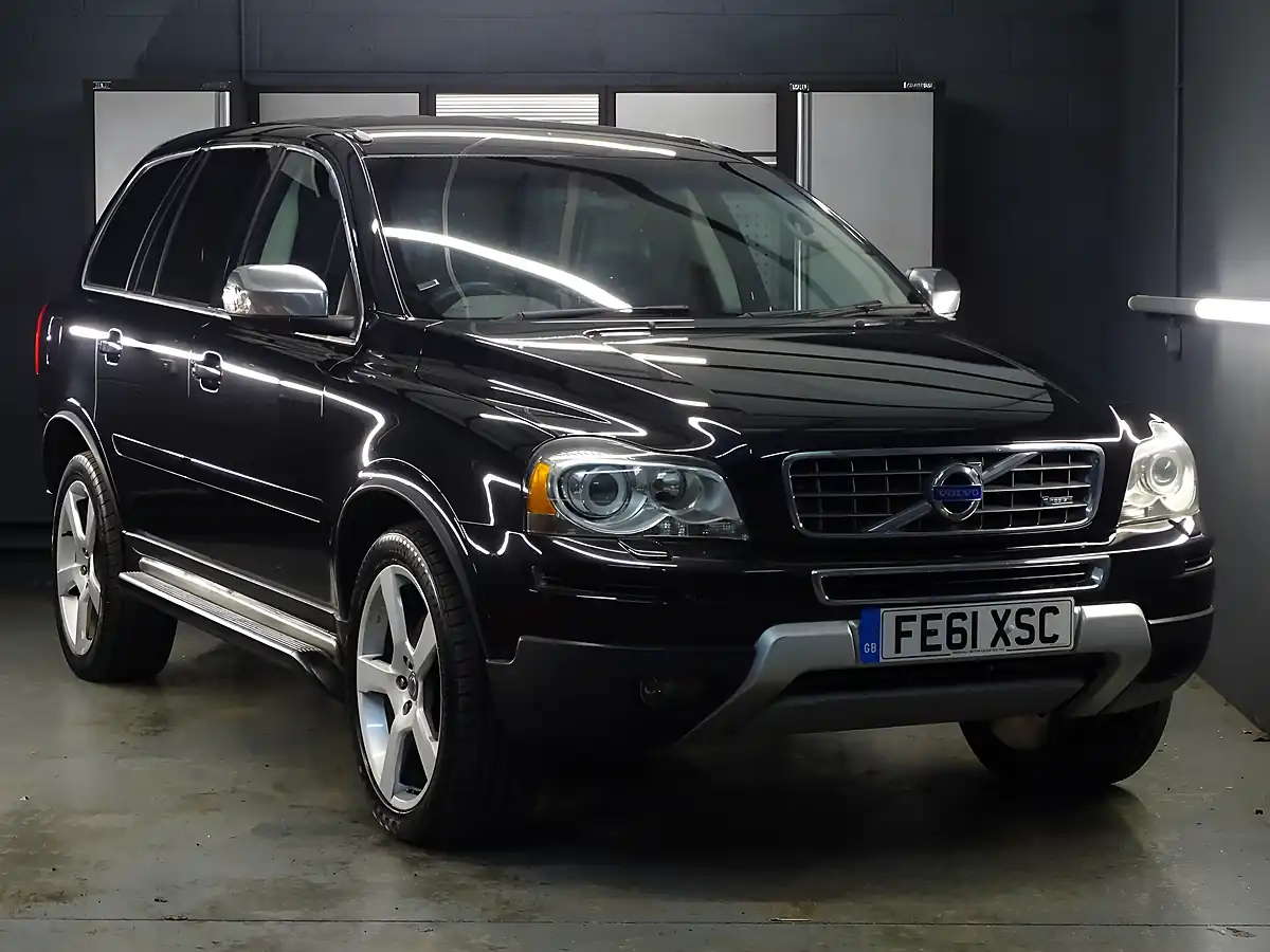 Used 2011 Volvo XC90 R-Design Black - Interior and Exterior details 2