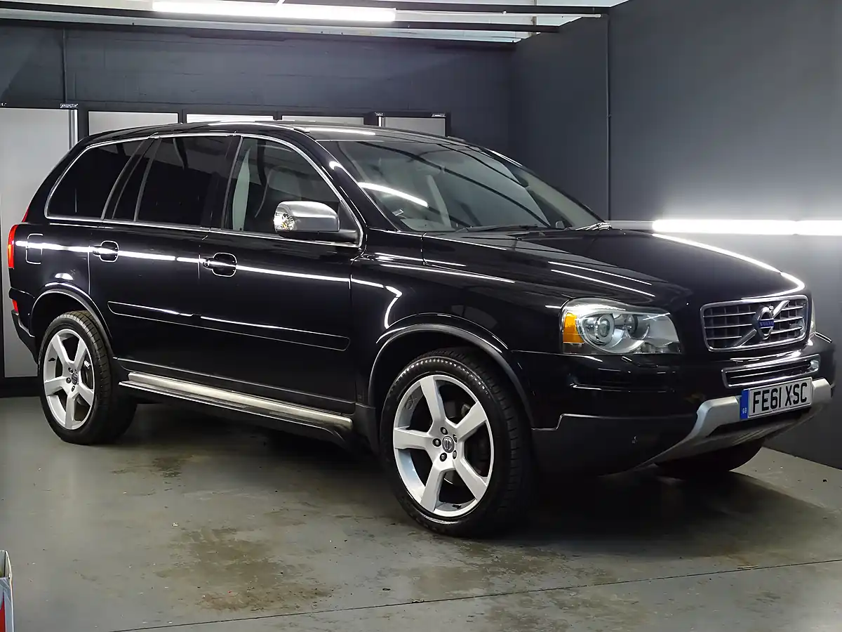 Used 2011 Volvo XC90 R-Design Black - Interior and Exterior details 3