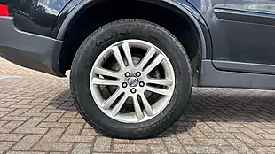 Used 2011 Volvo XC90 Se Geartronic AWD Black - Interior and Exterior details 10
