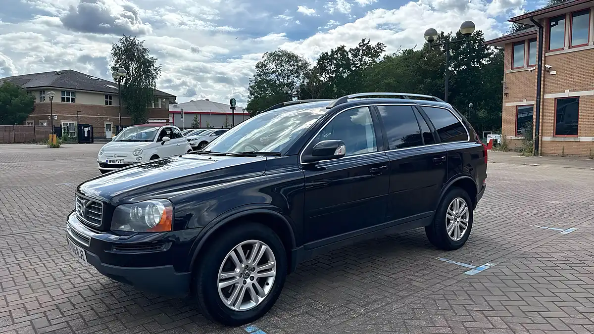 Used 2011 Volvo XC90 Se Geartronic AWD Black - Interior and Exterior details 7
