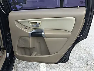 Used 2011 Volvo XC90 Se Lux AWD Black - Interior and Exterior details 12