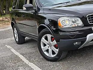 Used 2011 Volvo XC90 Se Lux AWD Black - Interior and Exterior details 19